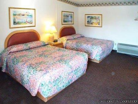 Cloverdale Oaks Inn Ruang foto